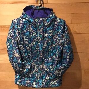 4 for $25 
girls columbia coat rip on right arm